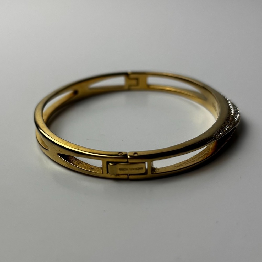MICHAEL KORS Signed Goldtone Pave Crystal Hinge Bangle Bracelet - Picture 4 of 5